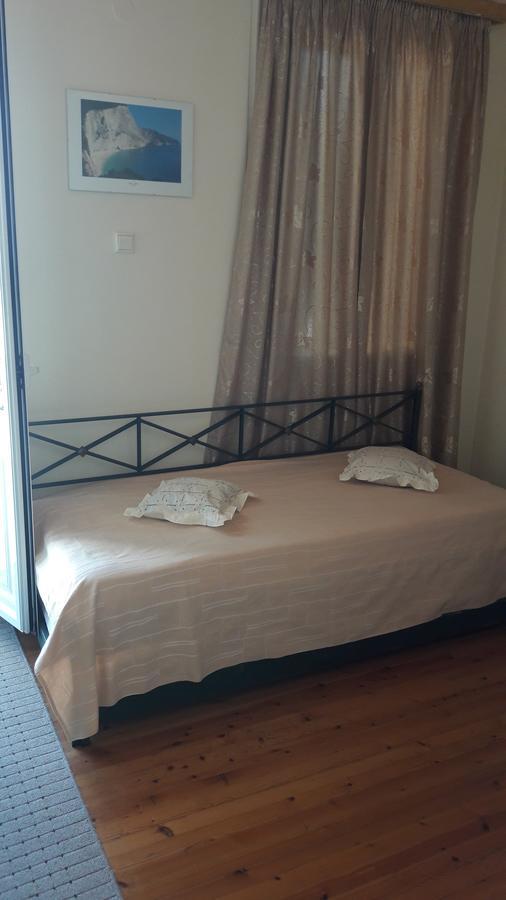 Xenodoxeio Patrai Aparthotel Lefkada Island Exterior photo